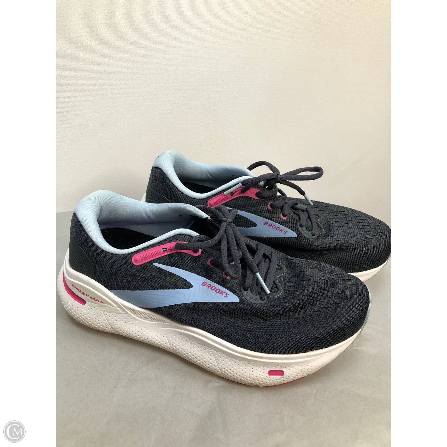 Shoes Athletic By Brooks In Navy, Size: 8