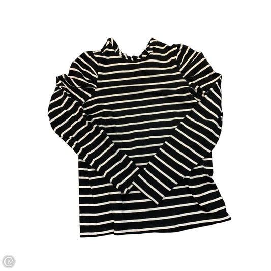 Top Long Sleeve By Crown And Ivy In Striped Pattern, Size: M