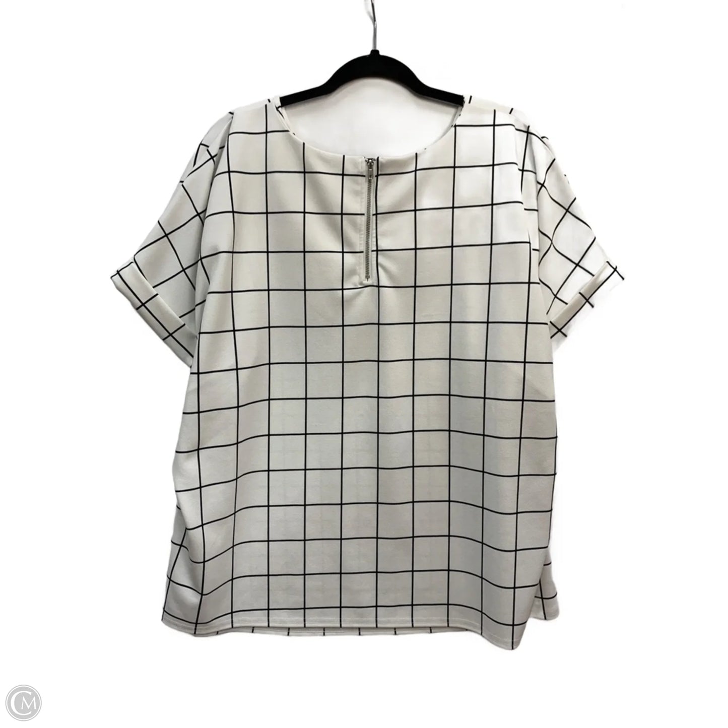 Top Short Sleeve By Melloday In White, Size: 2x