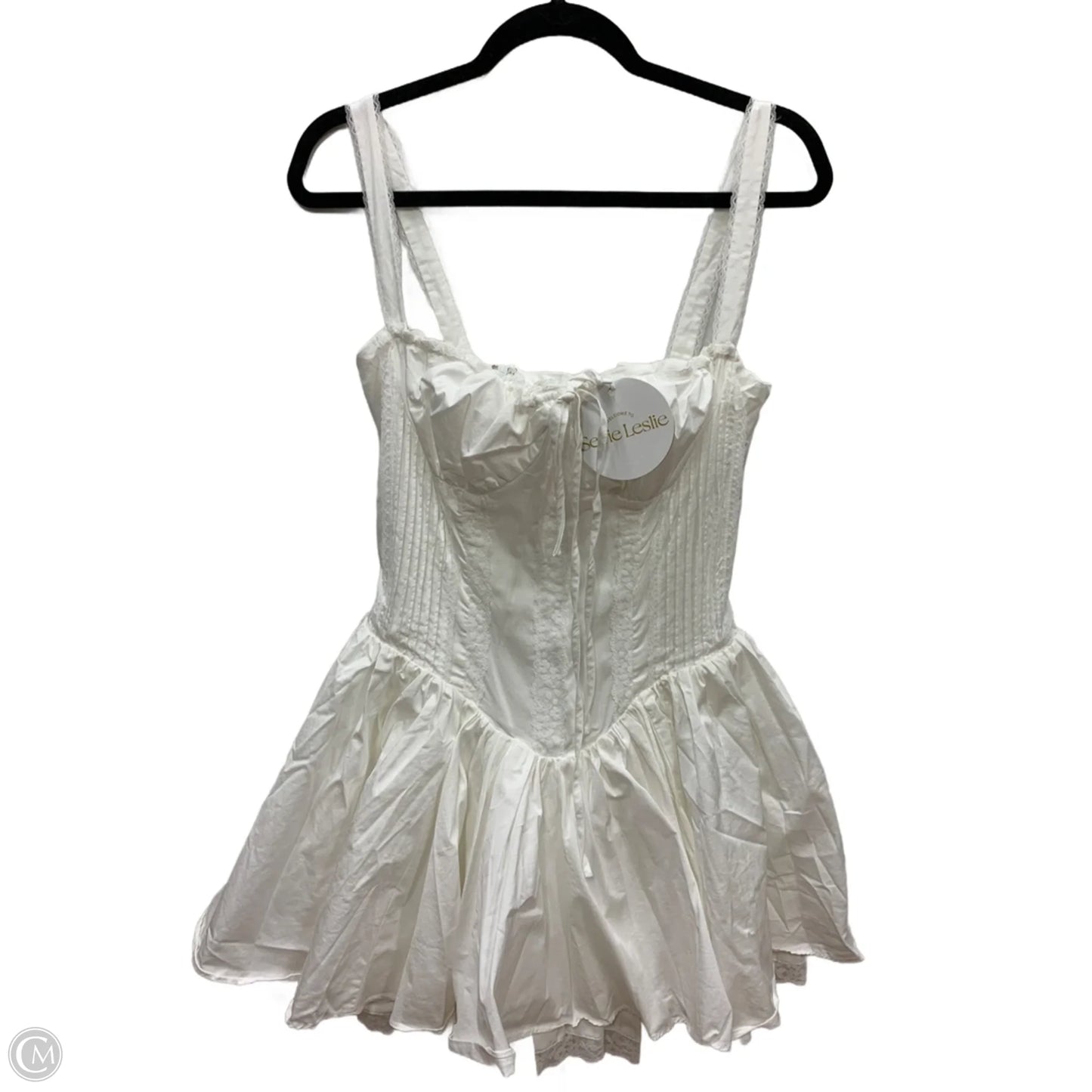 Dress Casual Short By Clothes Mentor In White, Size: L