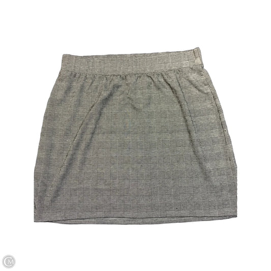 Skirt Mini & Short By Torrid In Black & White, Size: 1x