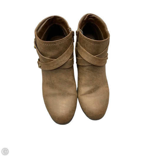 Boots Ankle Heels By Clothes Mentor In Brown, Size: 9