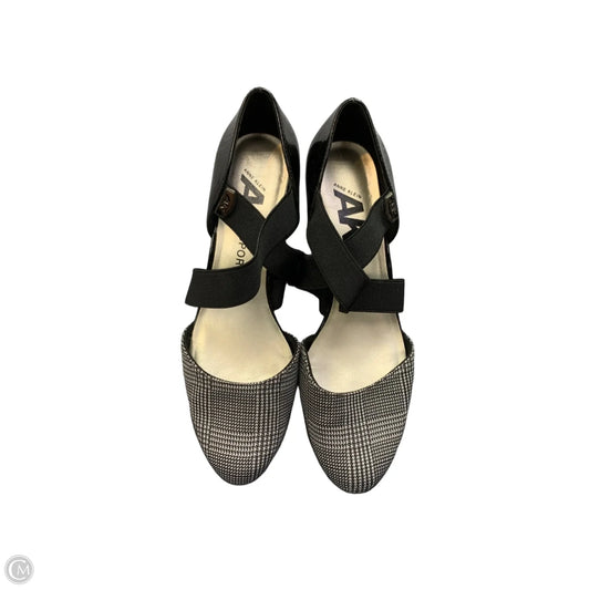 Shoes Heels Wedge By Anne Klein In Black & White, Size: 10