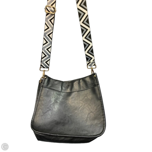 Crossbody By Clothes Mentor, Size: Medium