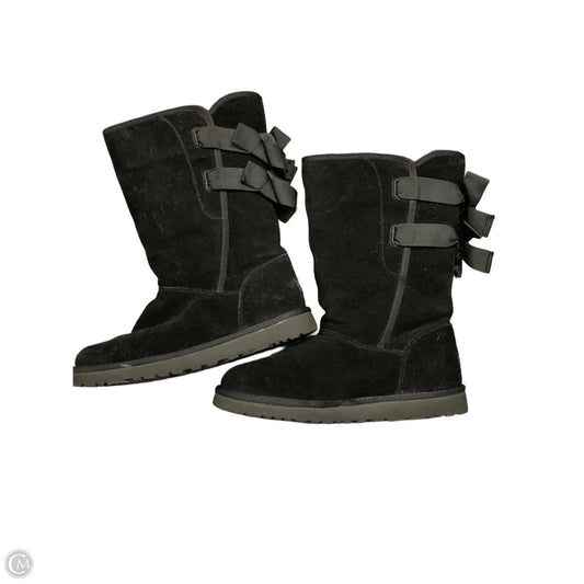 Boots Designer By Ugg In Black, Size: 8