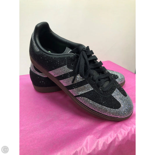 Shoes Sneakers By Adidas In Black & Silver, Size: 8.5