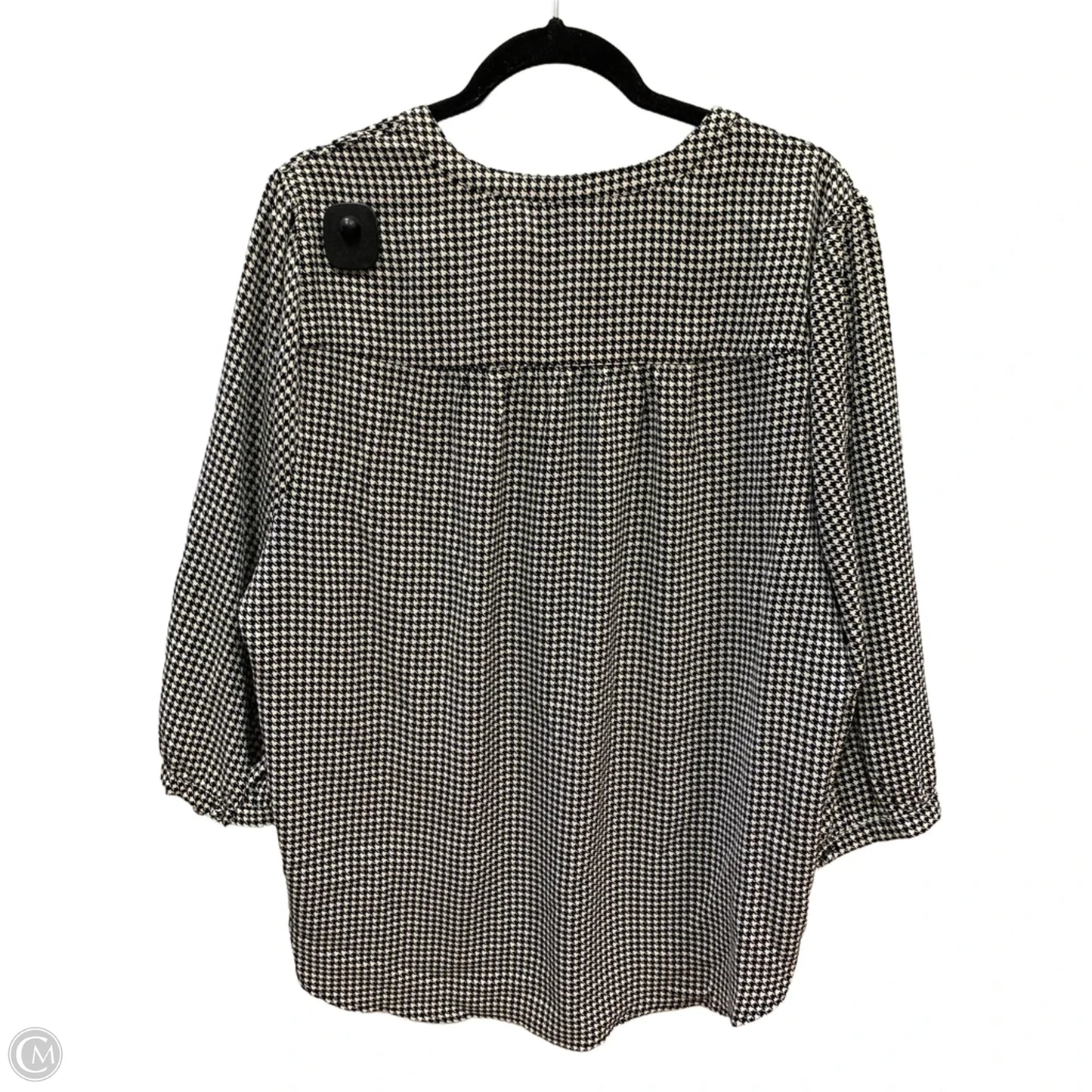 Top Long Sleeve By Torrid In Black & White, Size: 2x