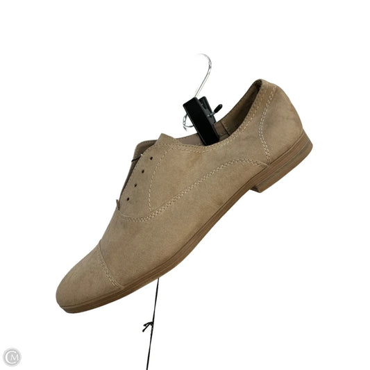 Shoes Flats By Dolce Vita In Tan, Size: 10