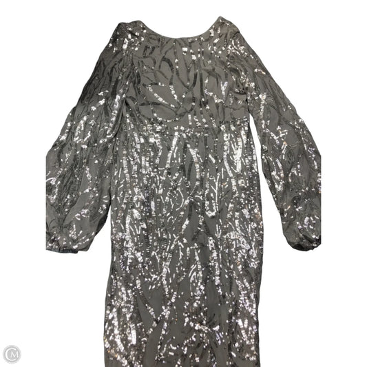 Dress Party Long By Clothes Mentor In Silver, Size: Xl