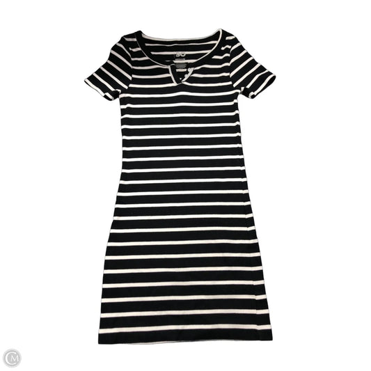 Dress Casual Short By So In Striped Pattern, Size: M