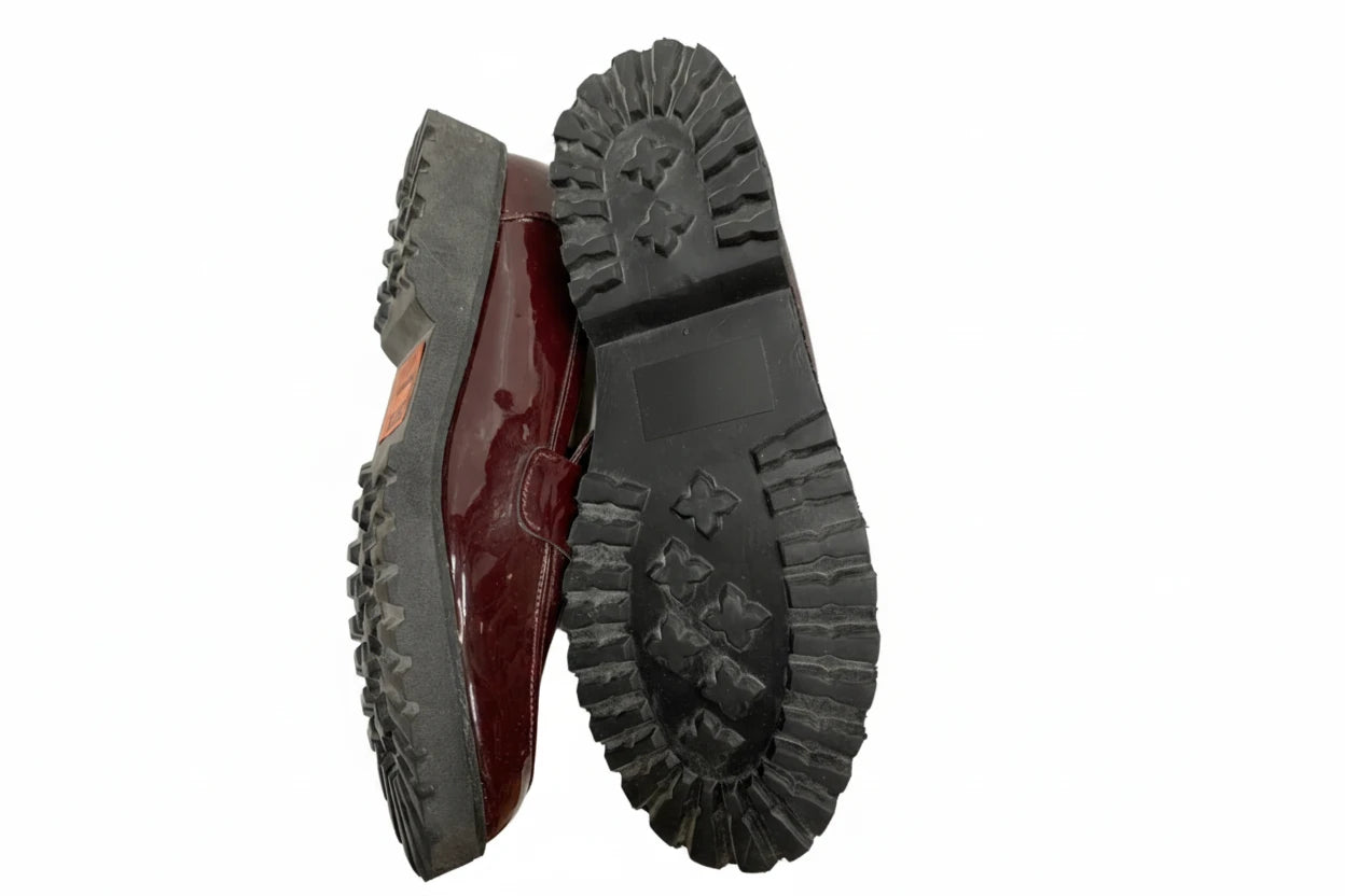 Shoes Flats By Jones New York In Maroon, Size: 9.5