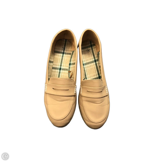 Shoes Flats By Clothes Mentor In Tan, Size: 7